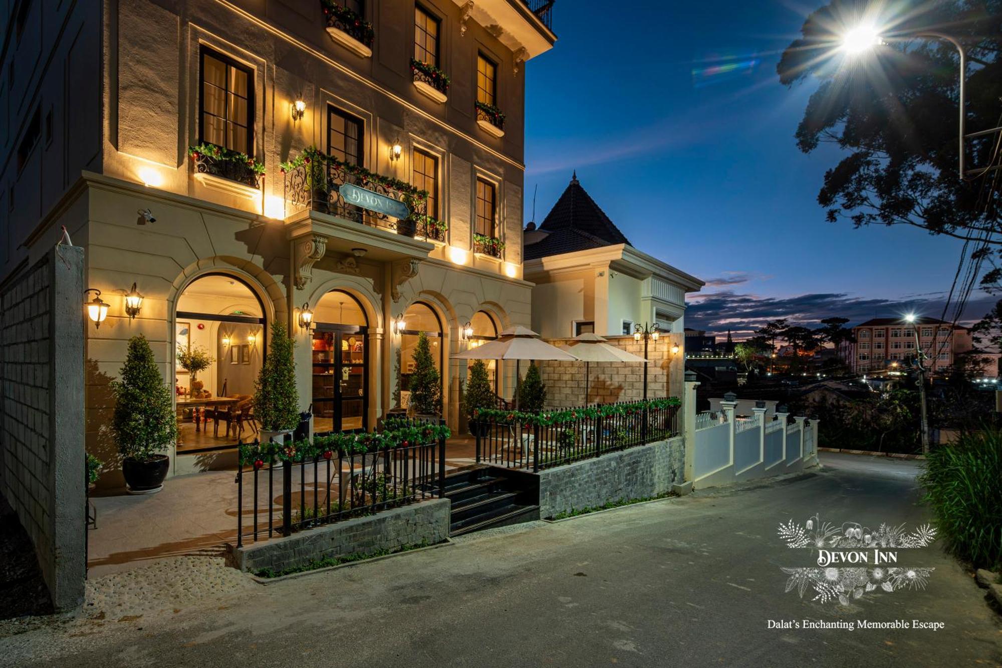 Devon Inn Khu Chi Lăng Exterior foto